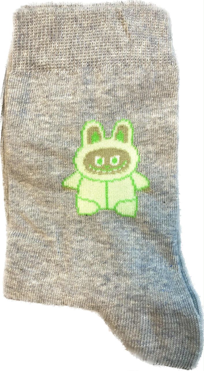 LABUBU mintás bokazokni