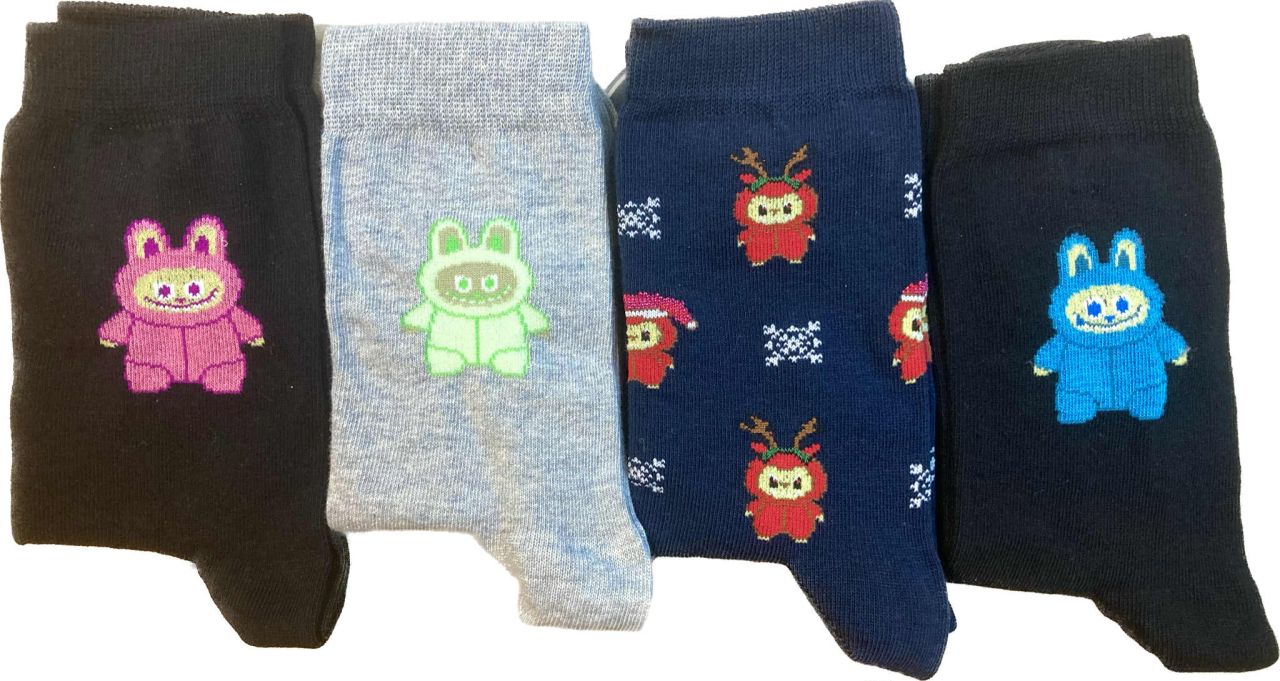 LABUBU mintás bokazokni